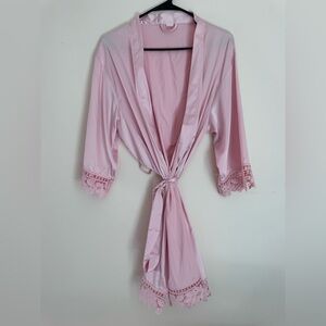 NWOT Light Pink Lace-Trim Satin Robe for Women